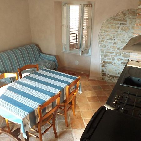 Appartamento Langa 4 Love Novello Esterno foto