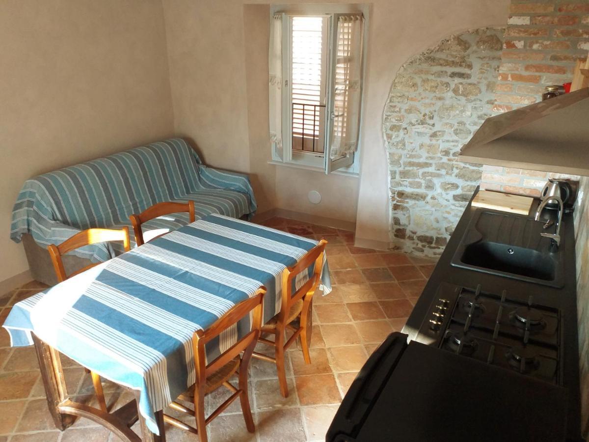Appartamento Langa 4 Love Novello Esterno foto